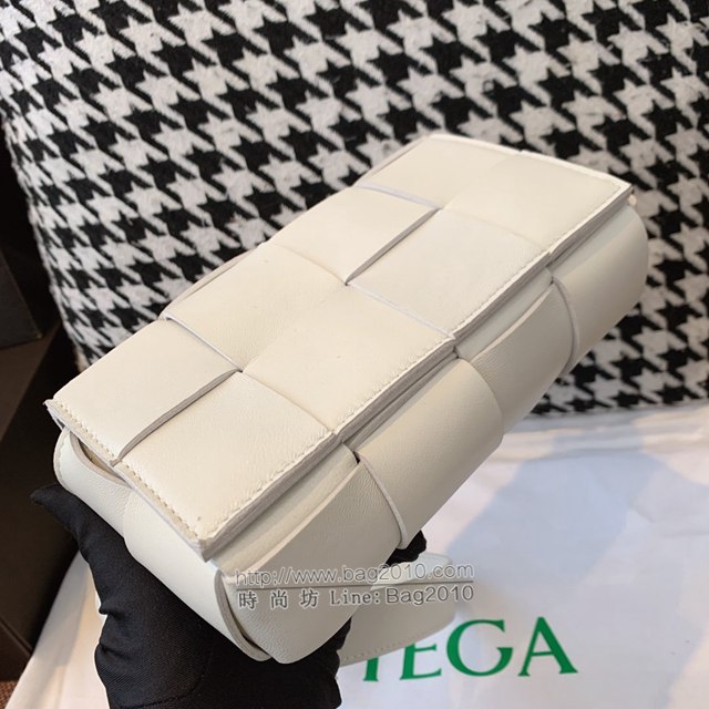 Bottega veneta高端女包 KF0015 寶緹嘉小羊皮手包腰包胸包斜挎包 BV經典款CAEESTTE腰包  gxz1196